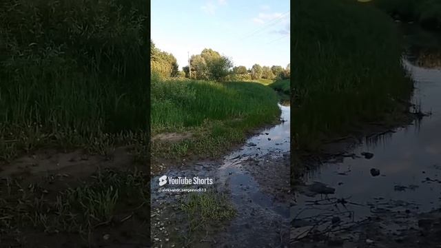 Порой очень хочется уехать в такую труднодоступную деревню...