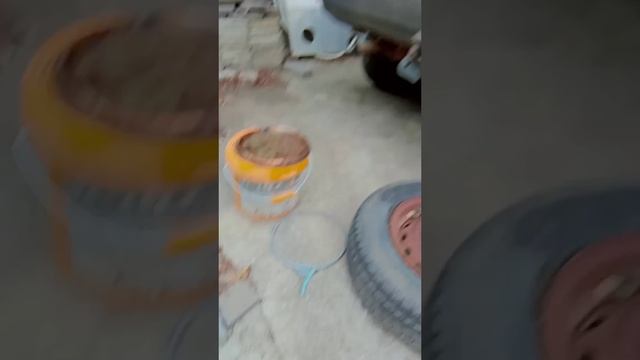 вы видели где нету названия у видео? так вот. здесь нету названия😂
