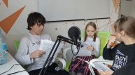 Необычный выпуск на школьном радио. в эфире младшеклассницы!
