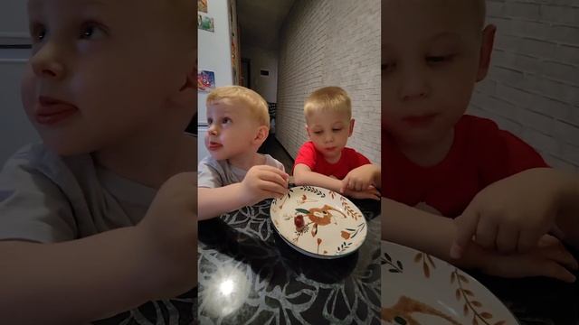 Реакция на финики