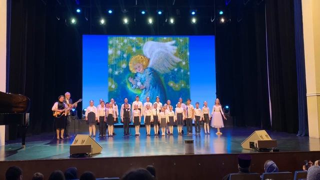 Музыкальная композиция с песней "В Рождество", стихи и музыка Ирины Петренко