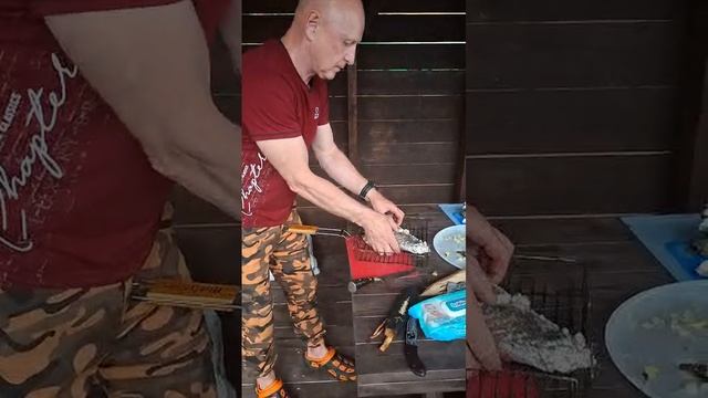 Готовим рыбу хариус на гриле: Незабываемый кулинарный опыт на Алтае! 🎣🔥