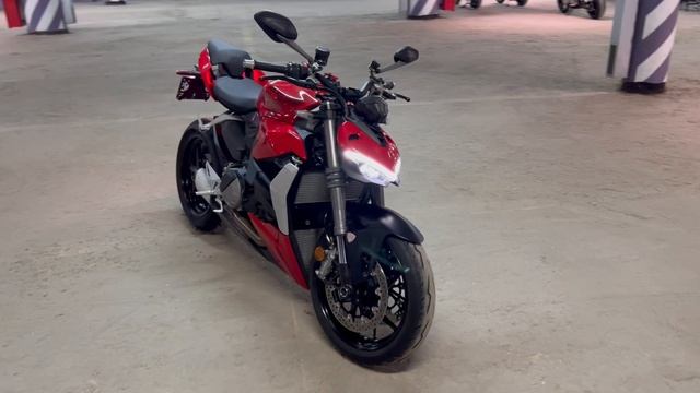 Ducati Streetfighter V2 2022г