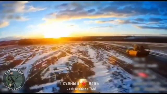 Удар FPV-дроном по американской БМП М2 Bradley