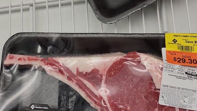 НЕ СМОГ ПРОЕХАТЬ МИМО // ЗАЕХАЛ В СЭМС КЛАБ ПРИКУПИТЬ КУРОЧКУ // АМЕРИКА.