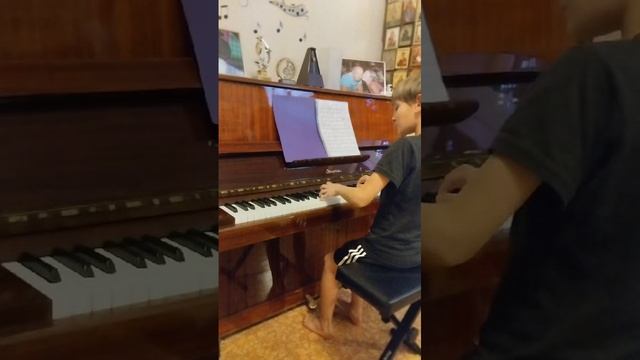 1000018030.mp4