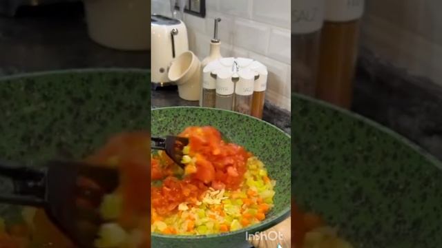 треугольники из теста с овощами