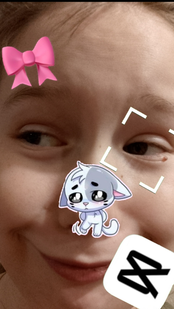 :3