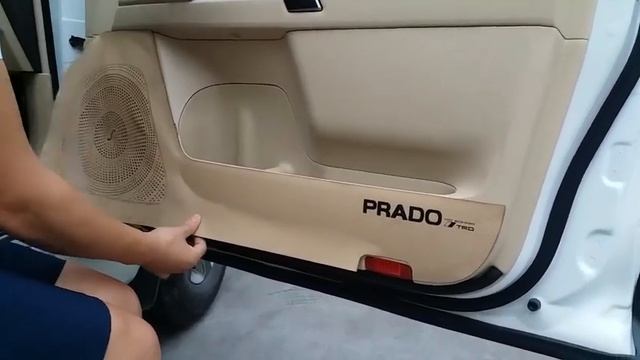 Кожаные накладки на двери для Toyota Land Cruiser Prado. Защита обшивки дверей Прадо