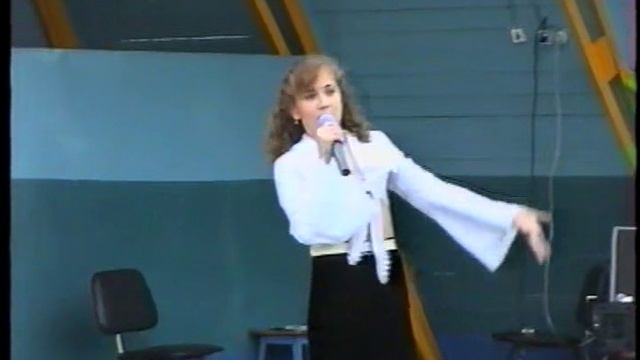 Олеся Яковлева - День , г Находка .Телешоу "Пирамида". 1995г Владивосток.