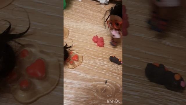 куклы лол борются за сквиши