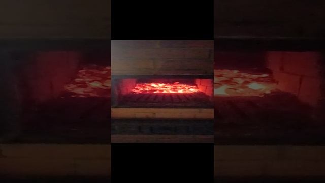 Как эффективно, правильно и безопасно топить печь