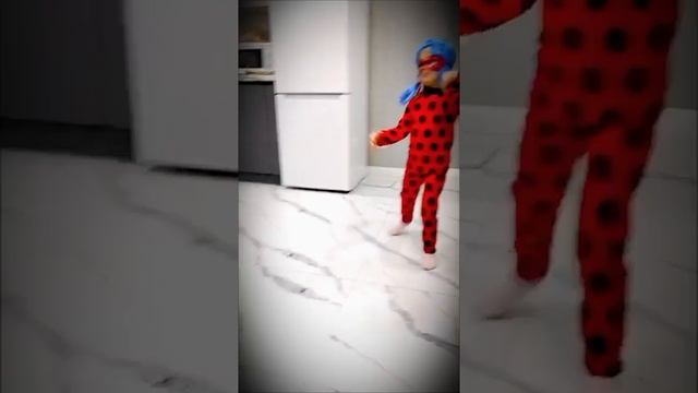 танец Леди Баг