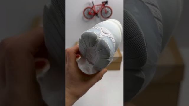 Мужские кроссовки ASICS