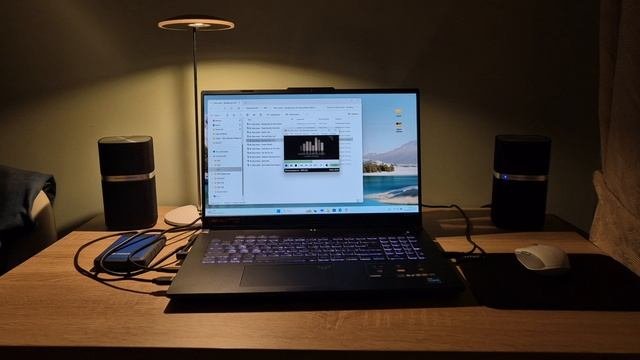 Bowers & Wilkins MM-1 - Chris Jones - No Sanctuary Here