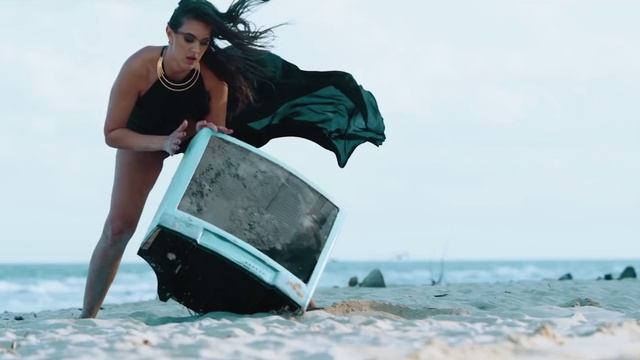 Jam El Mar & Adina Butar — Right In The Night