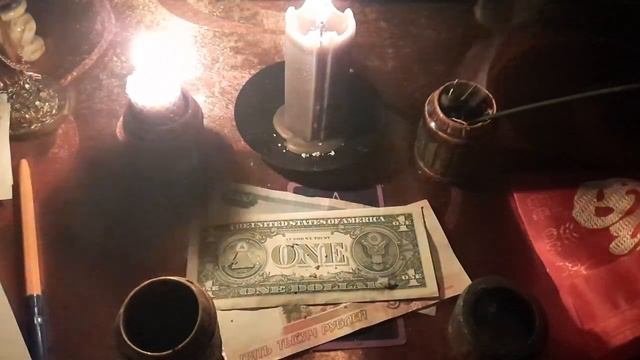 РИТУАЛ НА ДЕНЬГИ # ритуалы #гаданиетаро #гаданиеонлайн #эзотерика