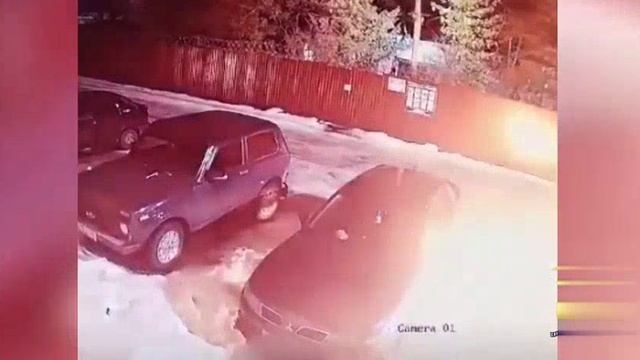 Поджечь авто по заданию мошенников жительнице Красноярска не удалось.