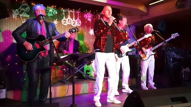 "МОЙ АДРЕС СОВЕТСКИЙ СОЮЗ"
ВИА"ПЛАМЯ"🔥 И ВИА"ПОЮЩИЕ"🎸
ДЕКАБРЬ 2024 г.