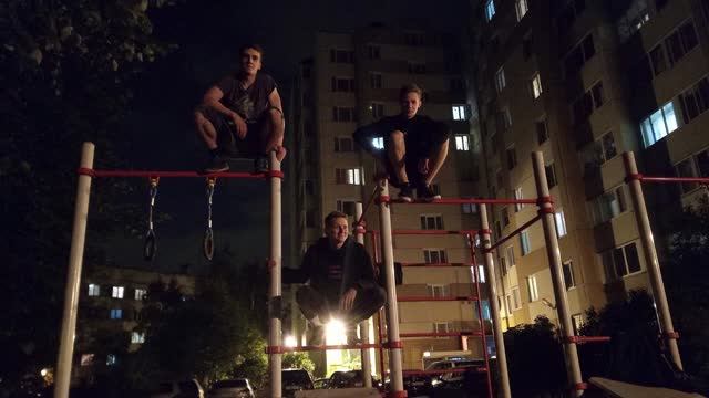 "Видеоблогеры" Восемнадцатая серия