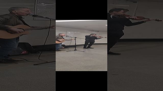 2024.12.22 Москва. Музыка в метро. Переход со станции "Проспект Вернадского" на МЦК