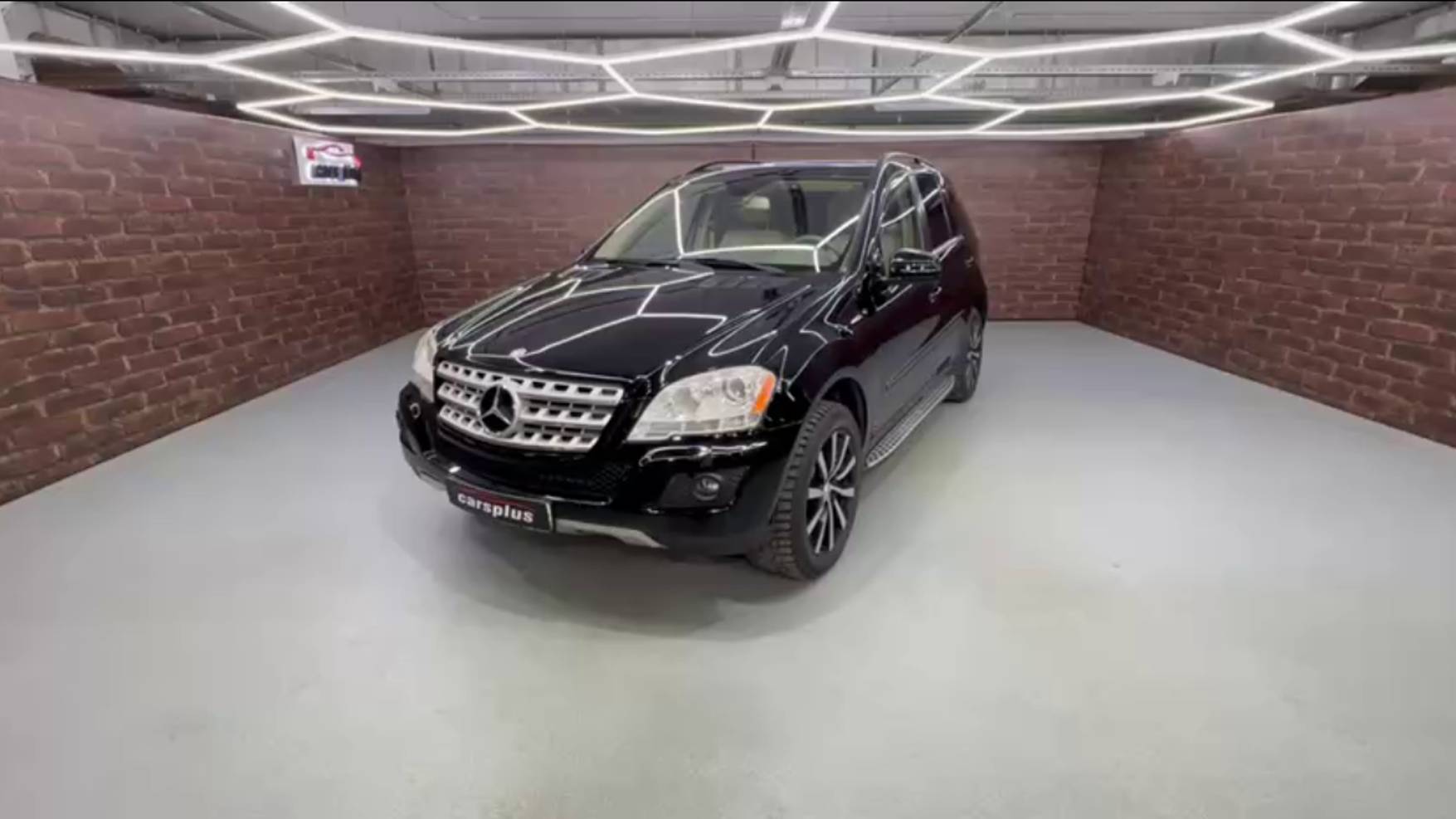 В наличии Mercedes Benz ML 350👇