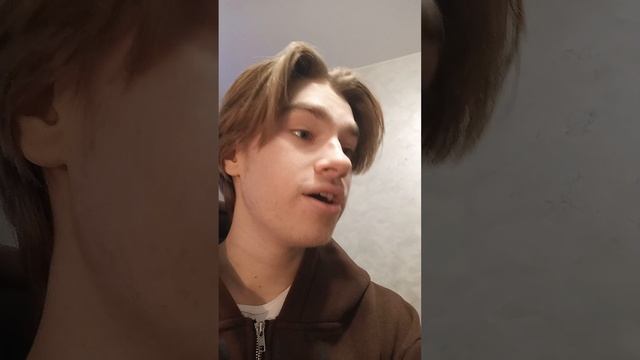ЧТО ЗДЕСЬ ПРОИСХОДИТ ?