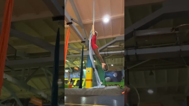 #circus #gymnast #acrobatics #flip #воздушнаягимнастика #spiderman #спорт