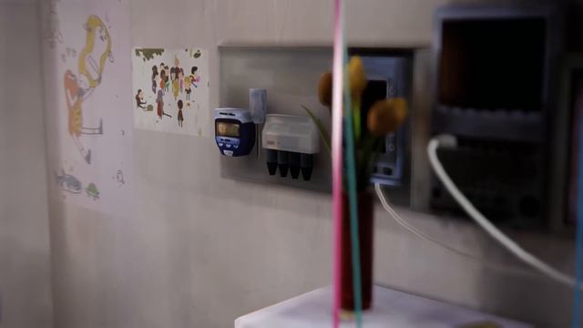 Life is Strange Episode 4 Dark Room 2 Girls 1 Let's Play Part 5: Visiting Kate in Hospital