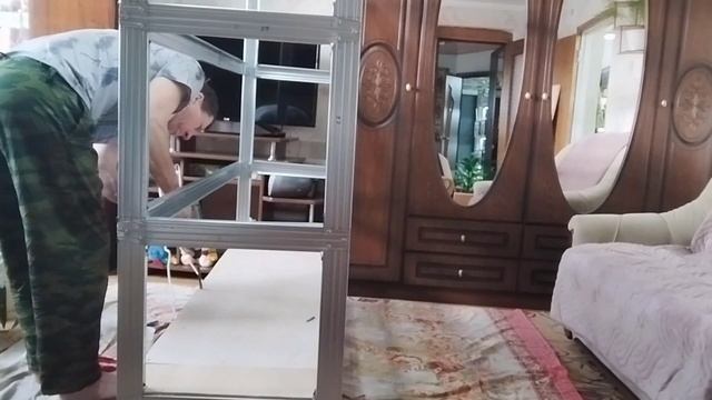 Вторая часть стеллаж для цветов