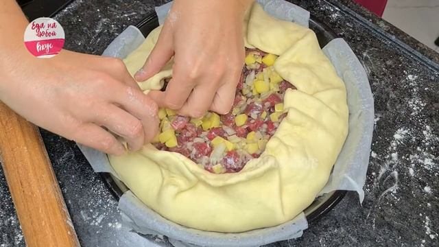 Праздничное угощение: Пирог с мясом и картошкой, который покорит всех гостей | Еда на любой вкус