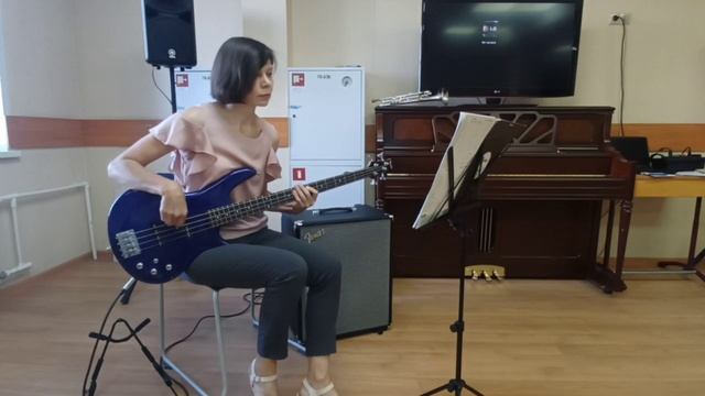 "One of us" Liam Gallagher  (bass cover) Live