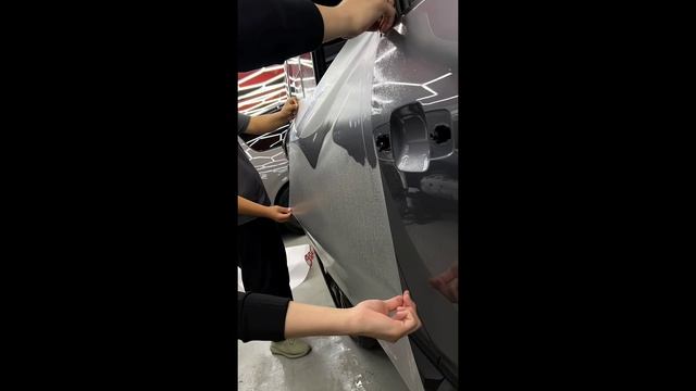 Оклейка полиуретановой пленкой.