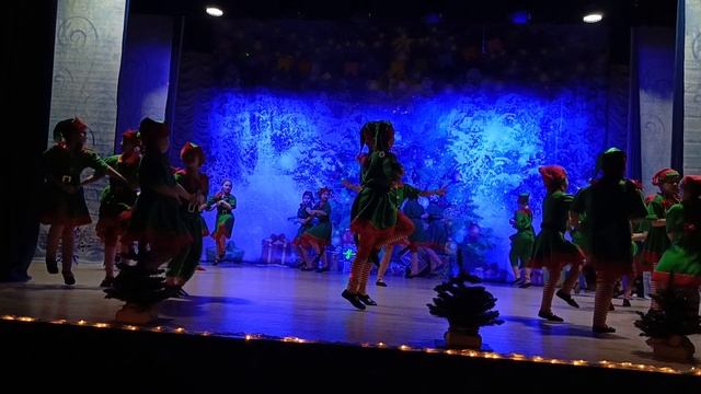 Весёлые гномики