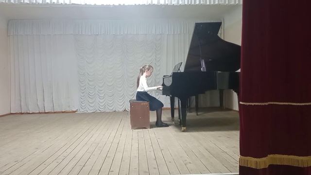 Бакуш Элина (преп. Олязаева К.В.)