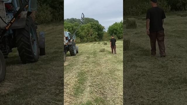 Погрузчик тюков