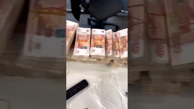 Кому сколько?)😂