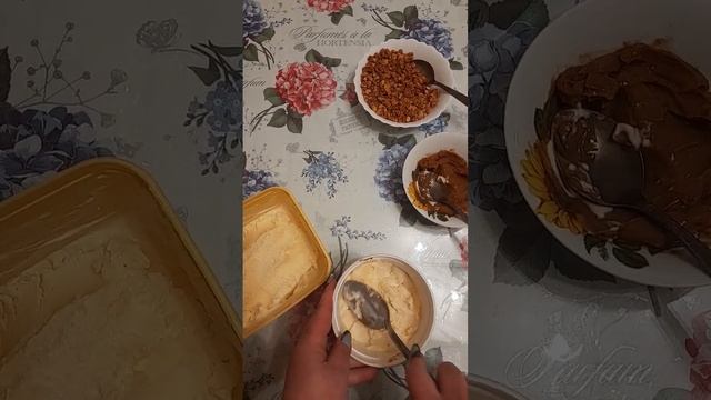 Делаем дома мороженое пралине, как в Баскин Роббинс, и даже еще вкуснее!