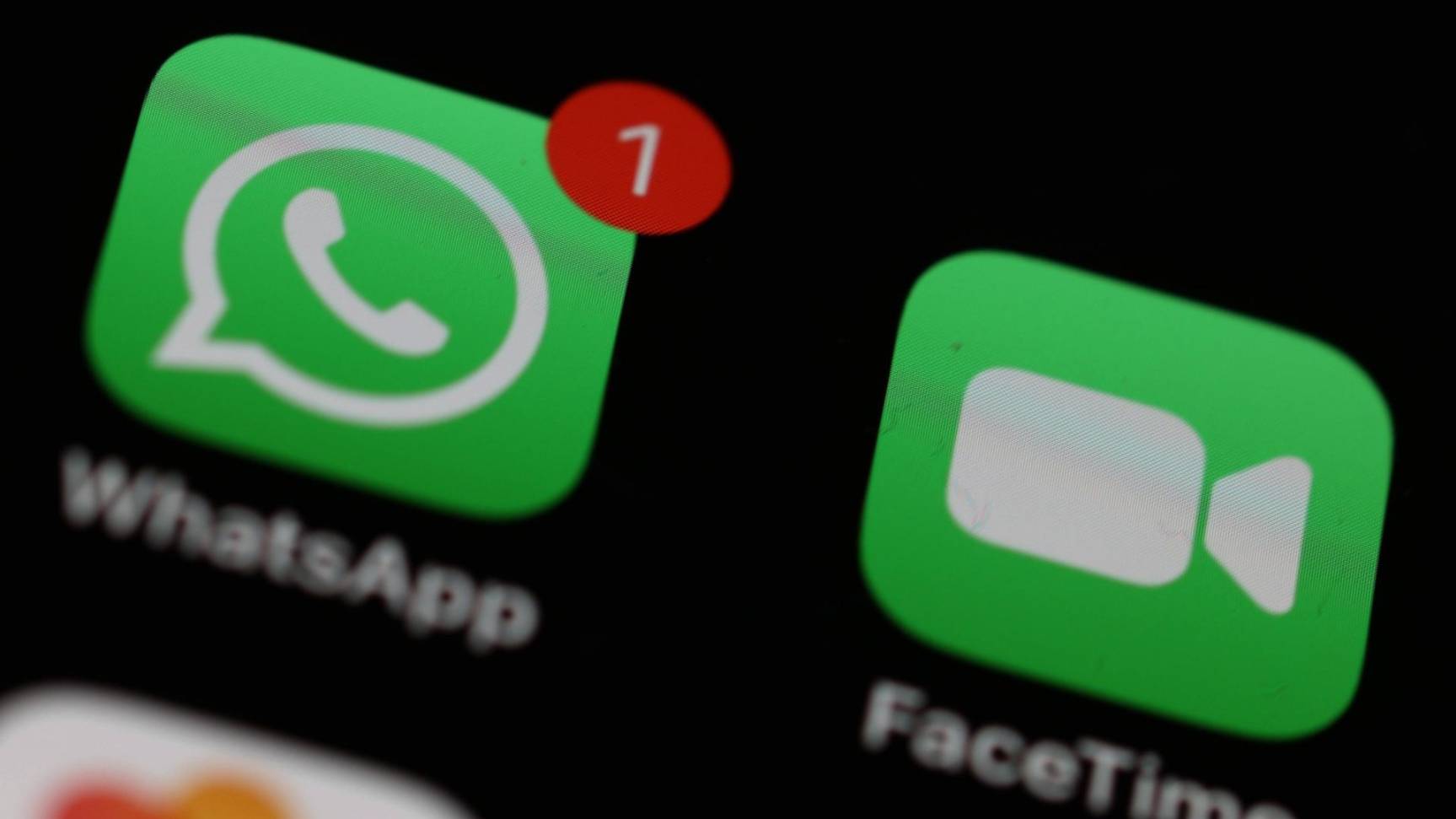 В Госдуме опровергли наличие информации о готовящейся блокировке WhatsApp