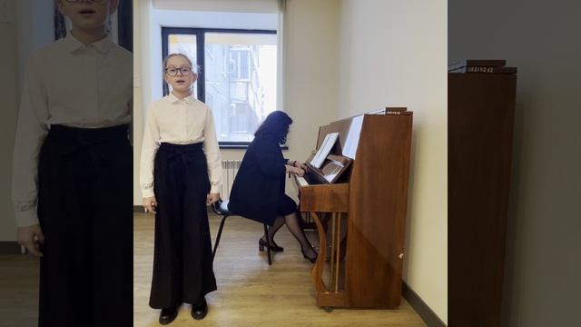 "Майский день" музыка Ц. Кюи, слова А. Плещеева