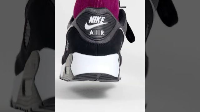 Nike Air Max 90Men's Shoes$130