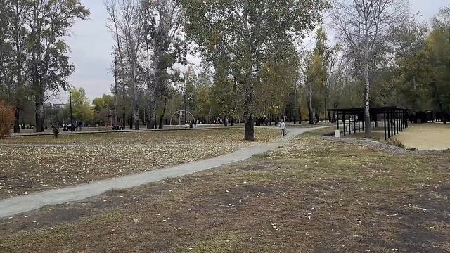Оренбург. Восточная часть набережной Урала Видео Виктор Поживин 6. 10. 24. - смотреть онлайн в поиск