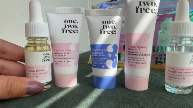 One two free! Get that Glow,girl! Mini/travel pack review ✨Douglas cosmetics