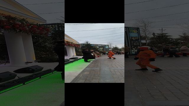 Новый год под хоровод )))
