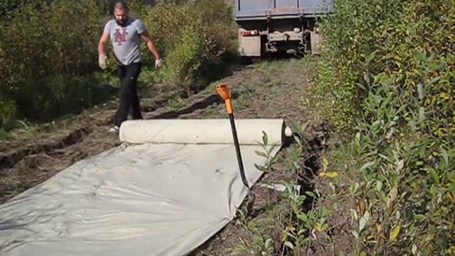 Дорога через заболоченную низину//поездка на участок // переезд в деревню