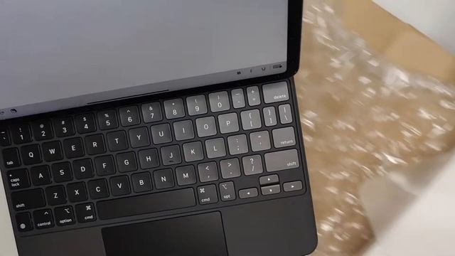 #Unboxing - Apple Magic Keyboard & Apple Pencil Pandang Pertama