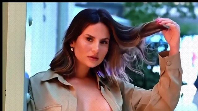 Claudiao1o vs Claudia Martinez