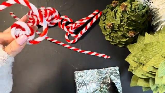 своими руками декор к Рождеству 🎄🎄🎄 из синельной проволоки 🎄🎄🎄