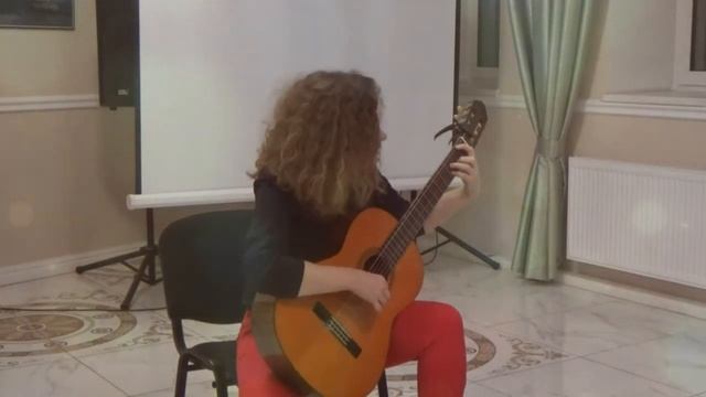 В пластмассовом мире. Песни под гитару. Маша Романова