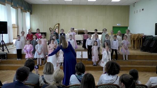 Концерт Хора раннего эстетического развития группы 3 и 5 и 6 и 8
